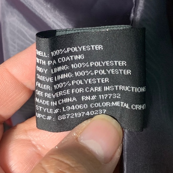 Women’s Zeroxposur Grey/Red 3 in 1 jacket with hood 1 size Medium EUC - Picture 8 of 14